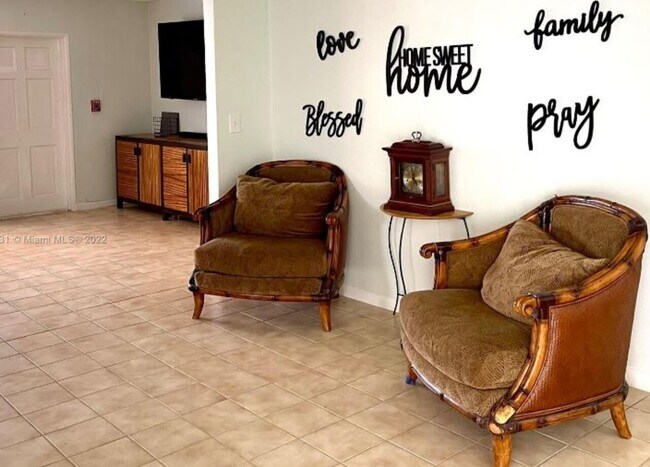 Foto del edificio - 3144 SW 21st St MIAMI, FL 33145-2314