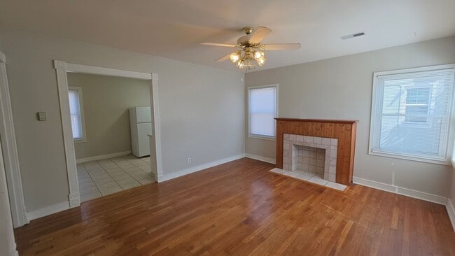 Building Photo - Charming & Affordable 2-Bedroom Home – Ready for Move-In!
