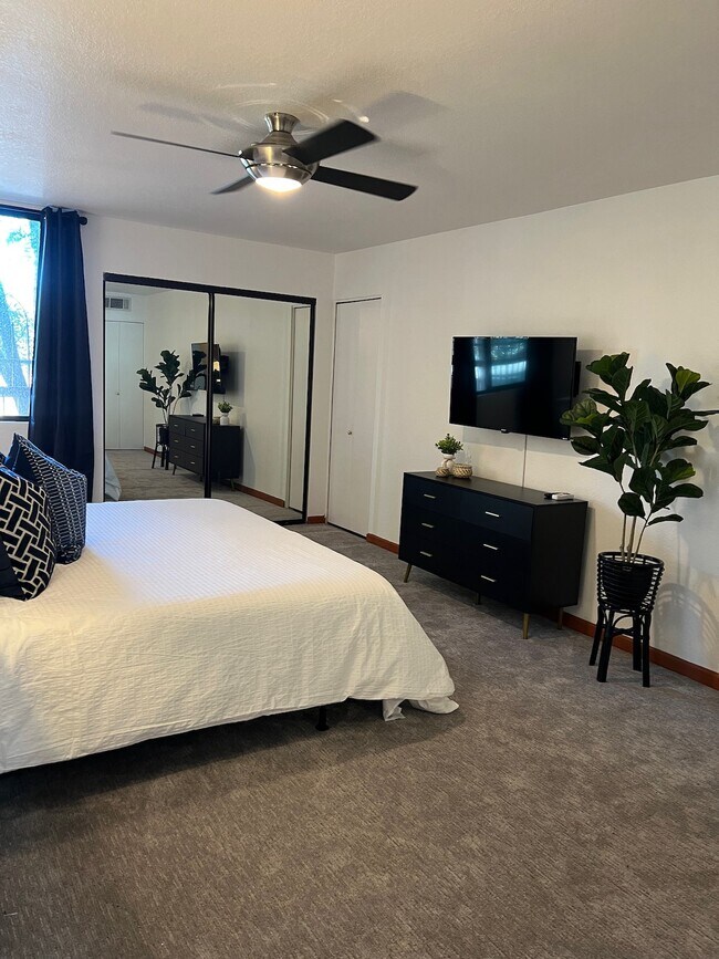 Foto del edificio - 850 State Street, Unit 117