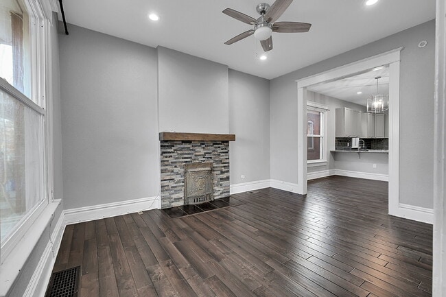 Building Photo - $3,240.95, $300 off the first month's rent, 4 Beds - 2 Bath, Single Family Home in Denver with Wa...