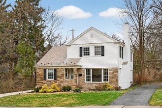 Building Photo - 20945 Halworth Rd