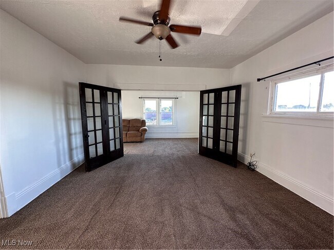 Foto del edificio - 317 12th St NE