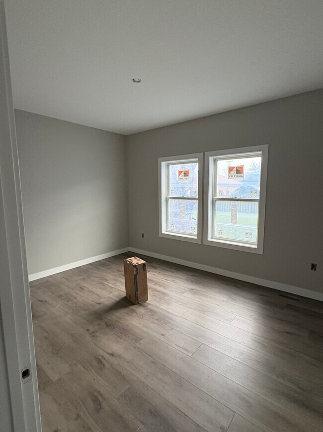 Foto del edificio - 405 Main St