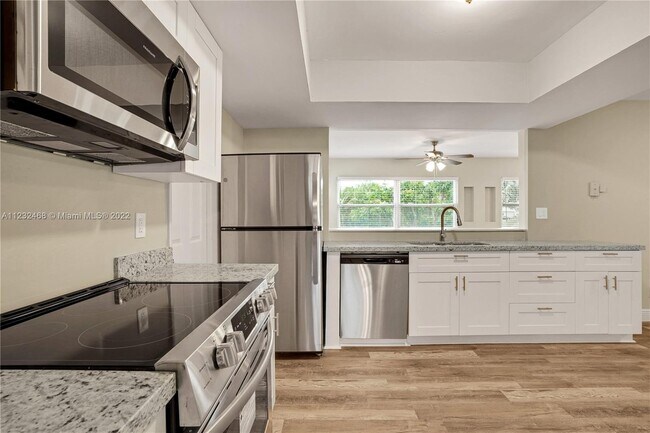 Foto del edificio - 3461 NW 26th St