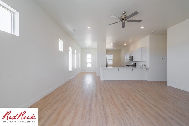 Building Photo - Brand New Stand Alone Home In Desert Color