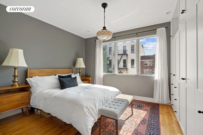 Foto del edificio - 1257 Dekalb Ave