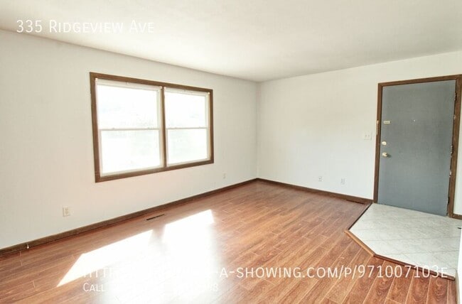 Foto del edificio - 335 Ridgeview Ave
