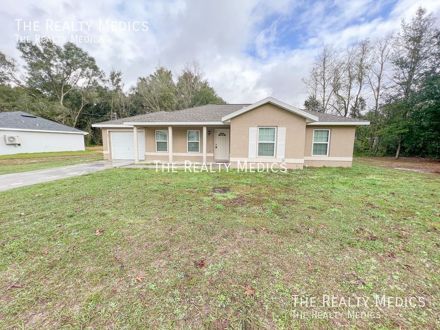 Primary Photo - INCREDIBLE 3 Bedroom, 2 Bathroom Home in O...