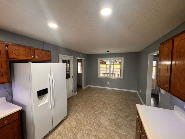 Building Photo - Beautiful Home For Rent in Arab