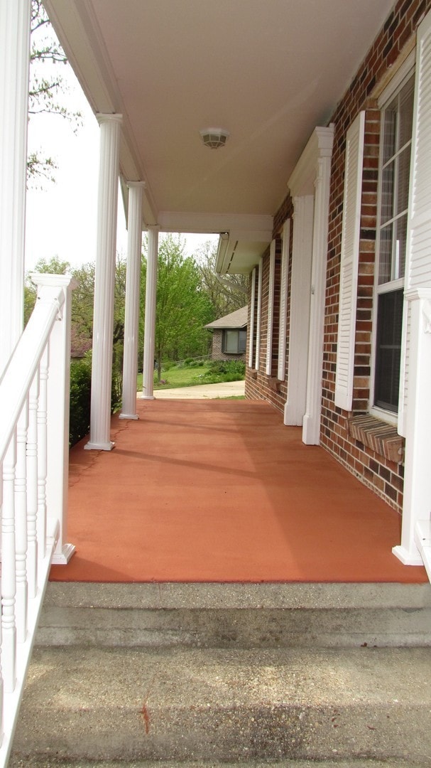 Building Photo - Available NOW!!