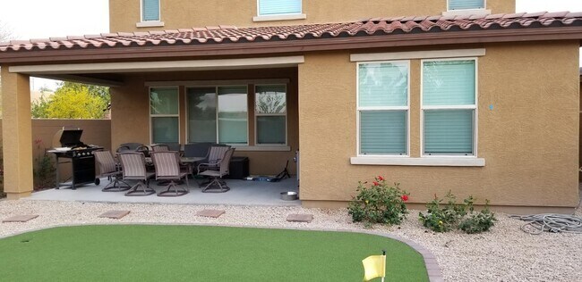 Foto del edificio - 2248 E Ottawa Ln