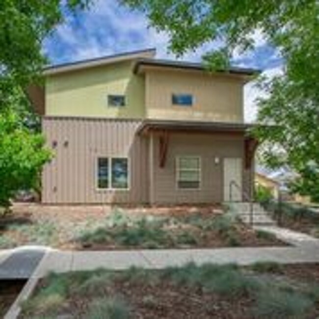 Foto del edificio - 712 W Laurel St