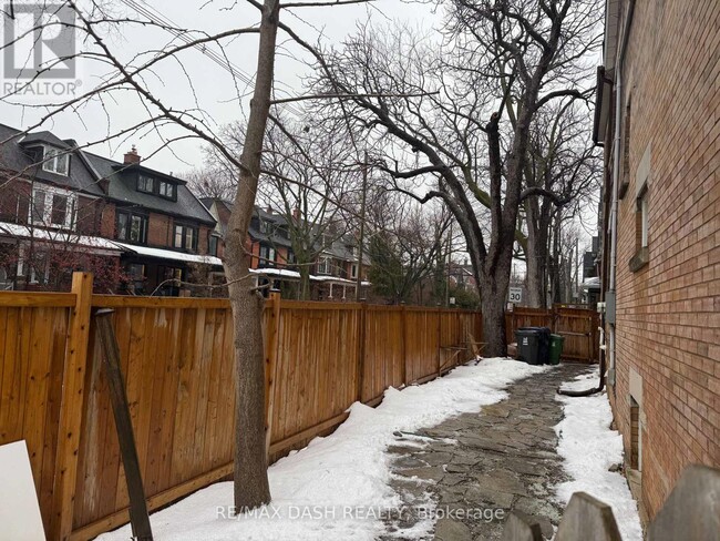 Photo du bâtiment - 54 Galley Ave