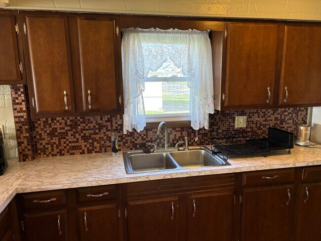 Foto del edificio - 211 27th St SE