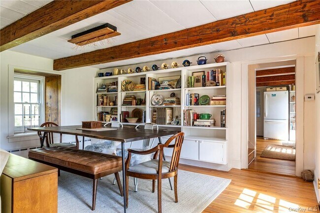 Foto del edificio - 90 Upper Whitfield Rd