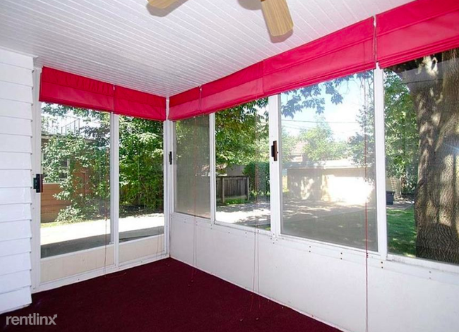 Building Photo - 3 br, 1.5 bath Apartment - 3877 Silsby Rd