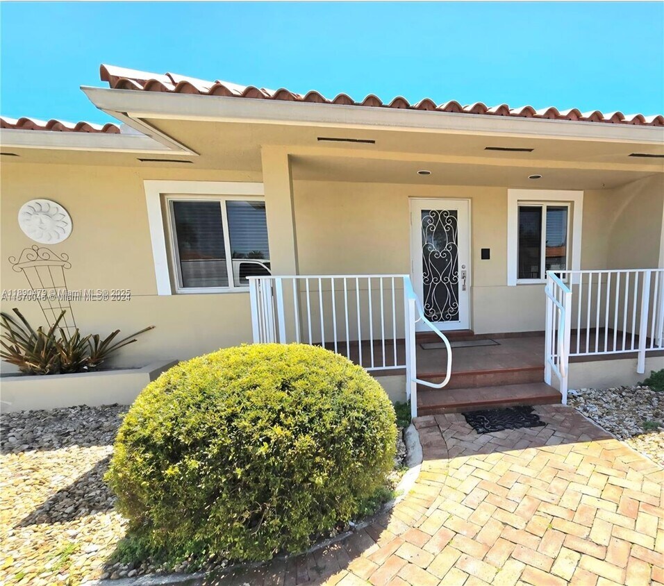 Foto principal - 7600 SW 19th Terrace