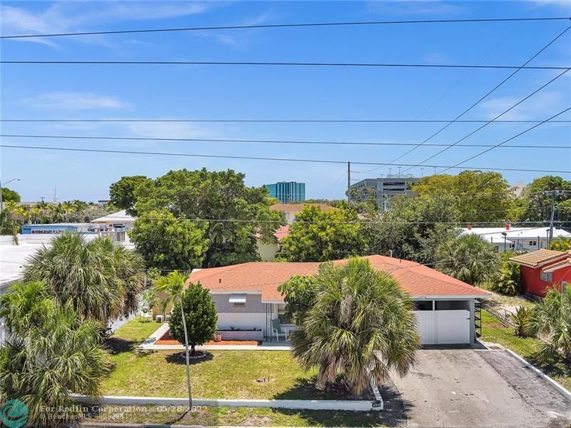 Photo - 4910 NE 18th Ave (Oakland Park, FL)