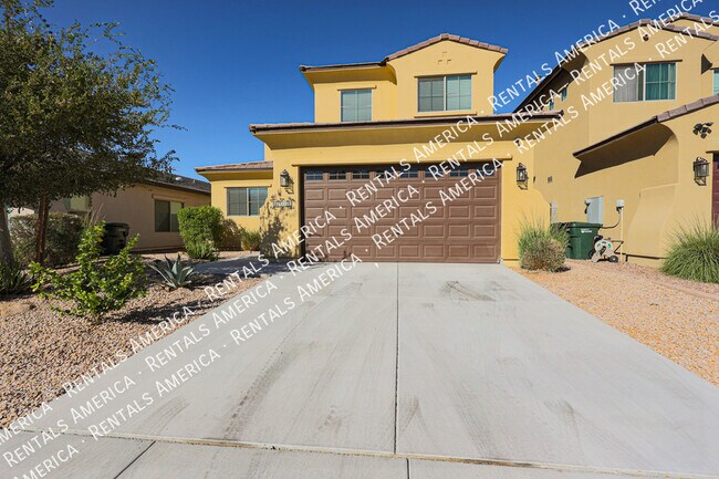 Building Photo - 2322 W Sierra Vista Dr