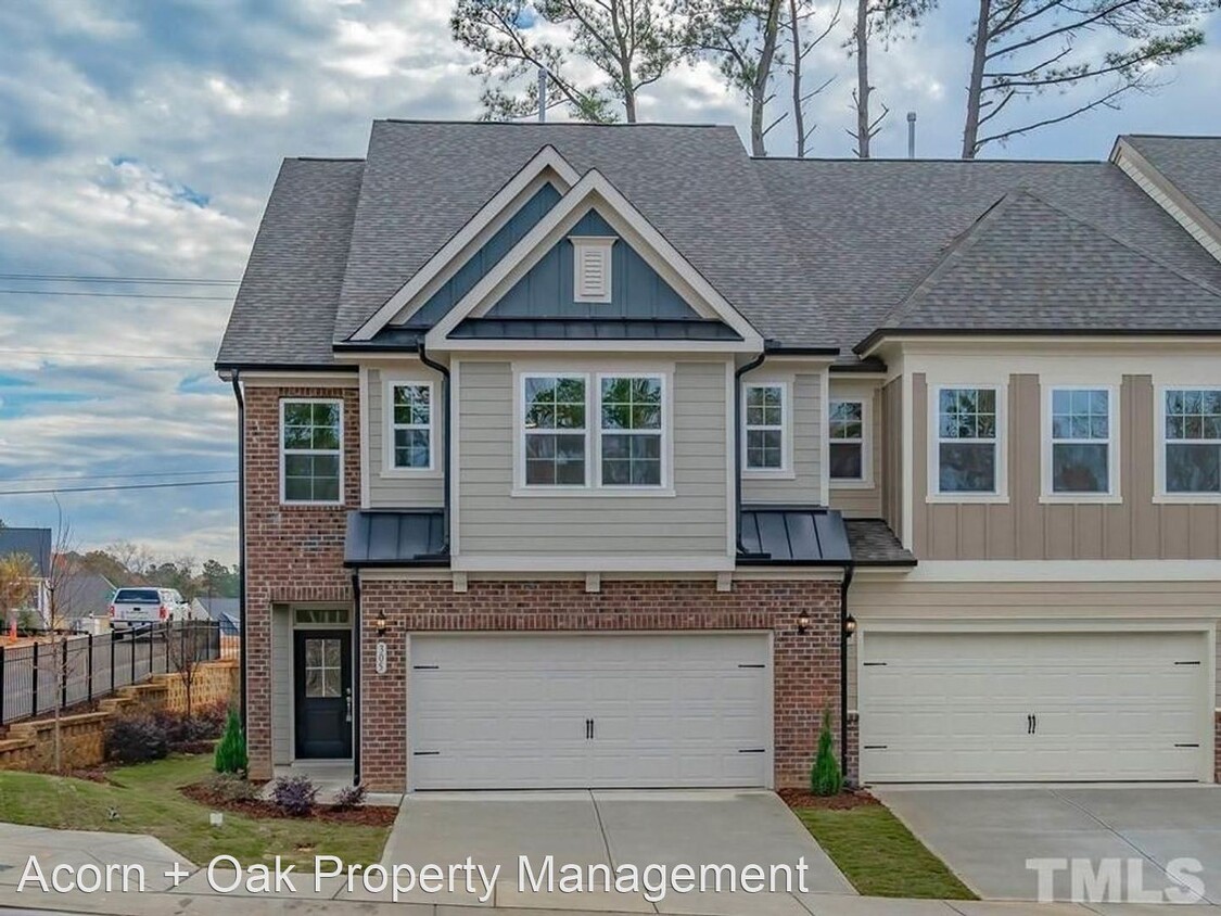 Foto principal - 3 br, 2.5 bath House - 305 Fenella Drive