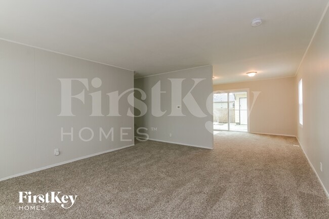 Foto del edificio - 5256 Penway St