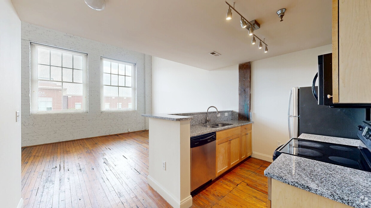 Photo - Iron House Apartments