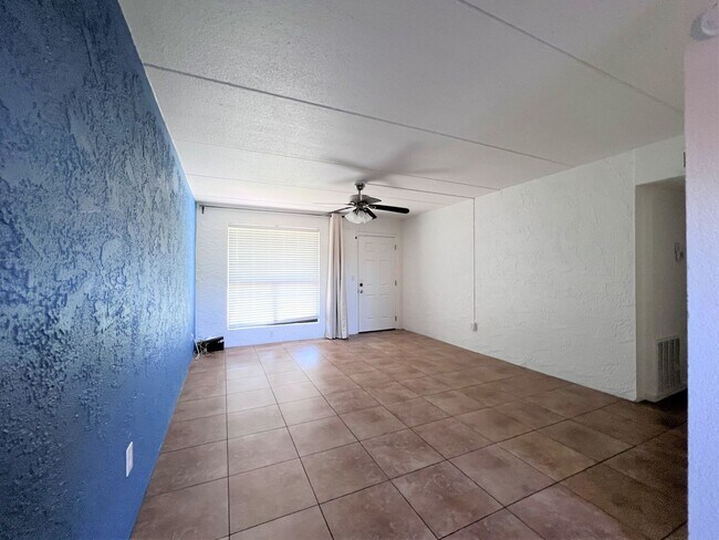 Foto del edificio - ***MOVE IN SPECIAL**Prime Location in Scot...