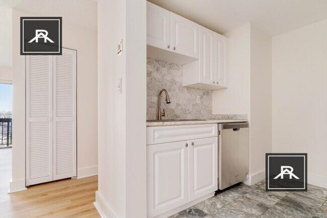 Building Photo - 2 bedroom in Allston MA 02134
