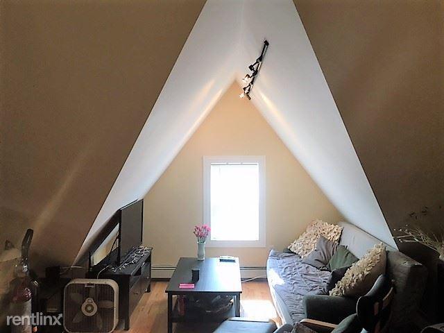 Foto del edificio - 3.0 bedroom in Somerville Massachusetts 02143