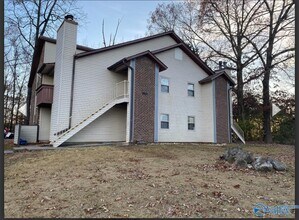 Building Photo - 3621 N Crestview Dr NW