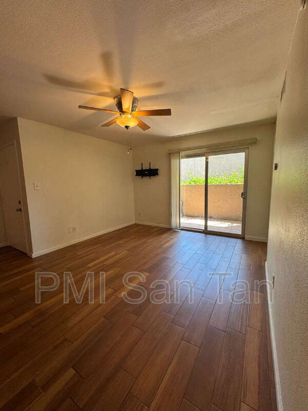 Foto del edificio - 5525 E Thomas Rd