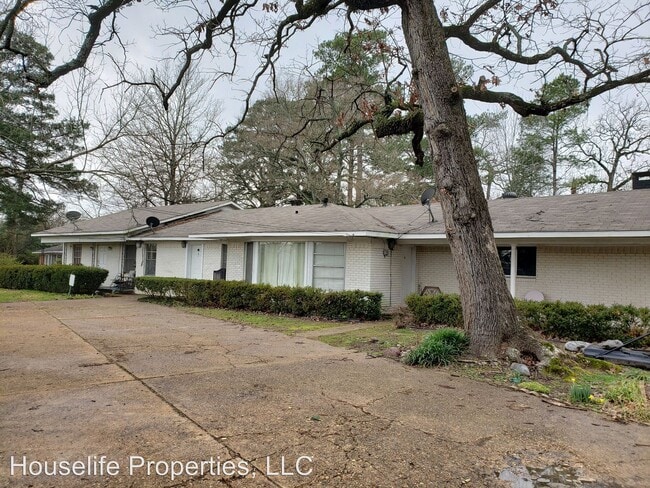 Building Photo - 9500 Mansfield Rd