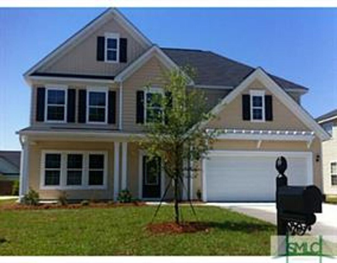 Primary Photo - 5 bed 3.5 bath plus bonus room