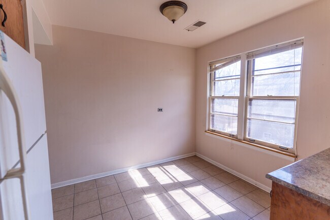 Building Photo - 7929 Karlov Ave