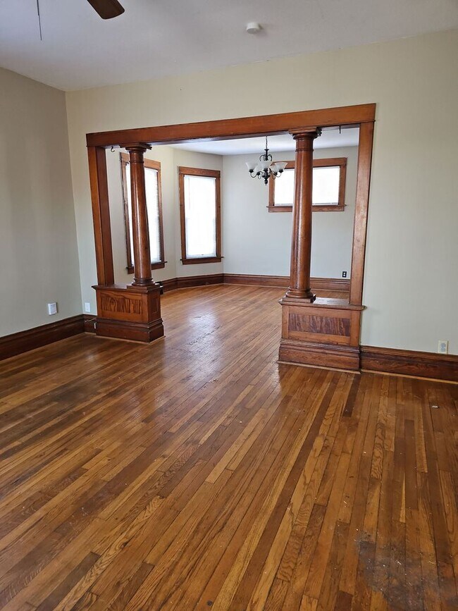 1008 Farnam St. Davenport, IA 52803 House Rental in Davenport, IA