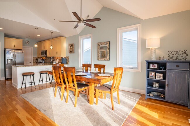 Foto del edificio - 608 Carolina Beach Ave S