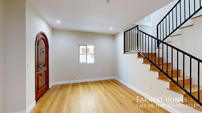 Foto del edificio - 310 N 3rd St