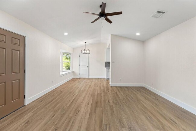 Foto del edificio - 10808 Ridgeway St