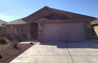 Building Photo - 1202 Karabella Way