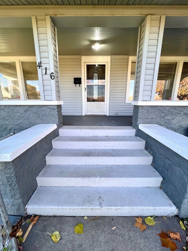 Building Photo - Non-Refundable & Security Deposit Total: $...