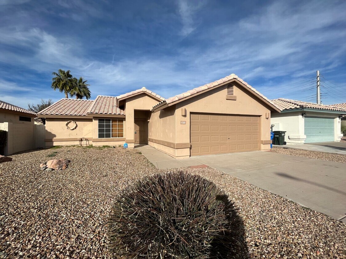 Primary Photo - Three bedroom Single Family Home in North ...
