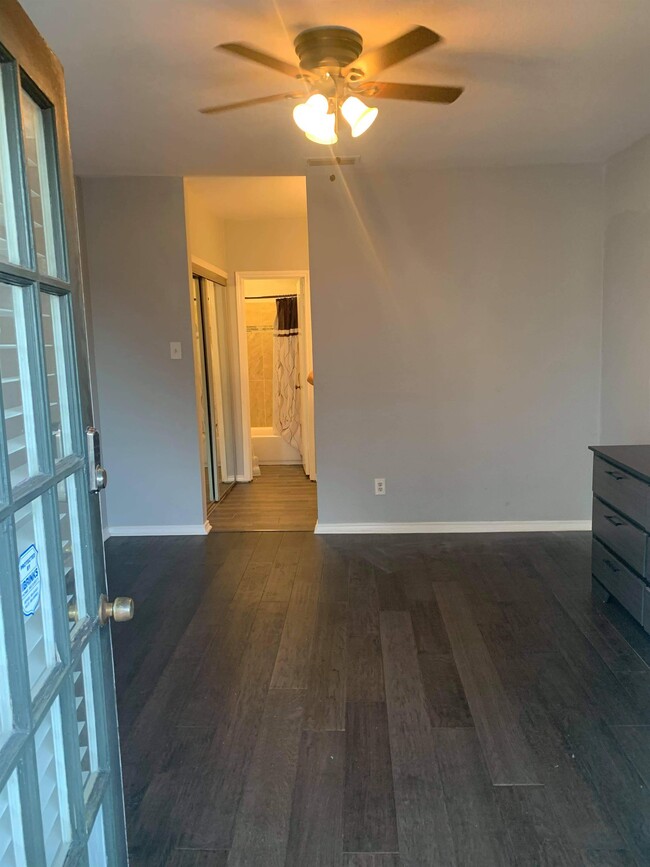 Foto del edificio - 5981 Arapaho Rd