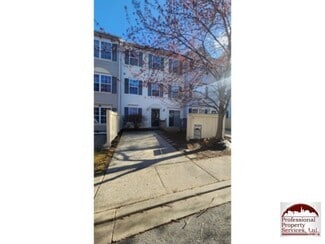 Building Photo - 158 Heathfield Dr