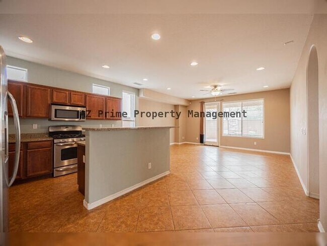 Building Photo - 35115 N 34TH AVE, PHOENIX AZ