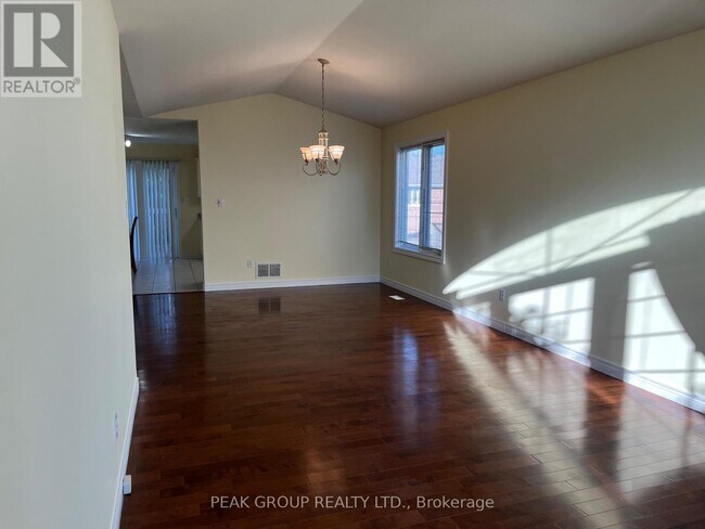 Building Photo - 4418 Connell Ave