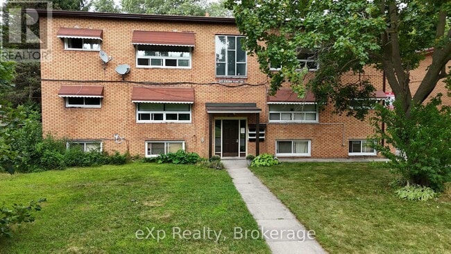 Building Photo - 342 Kiwanis Park Dr