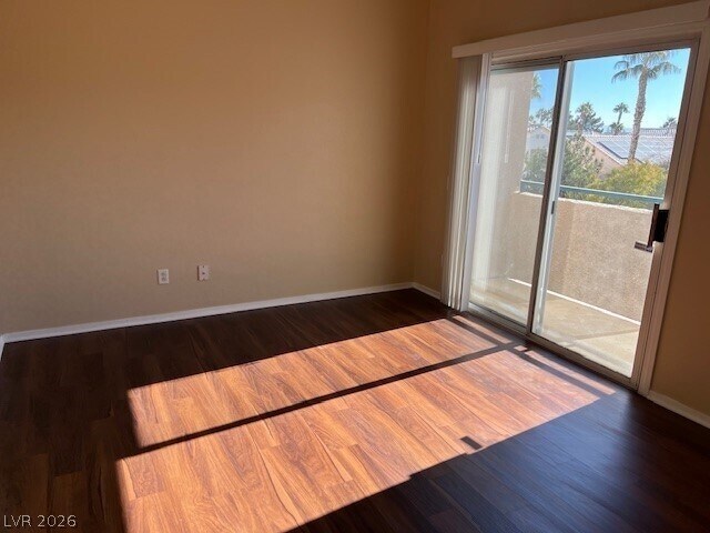 Foto del edificio - 2000 Quartz Cliff St