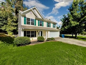 Building Photo - 806 Northwood Hills Ave