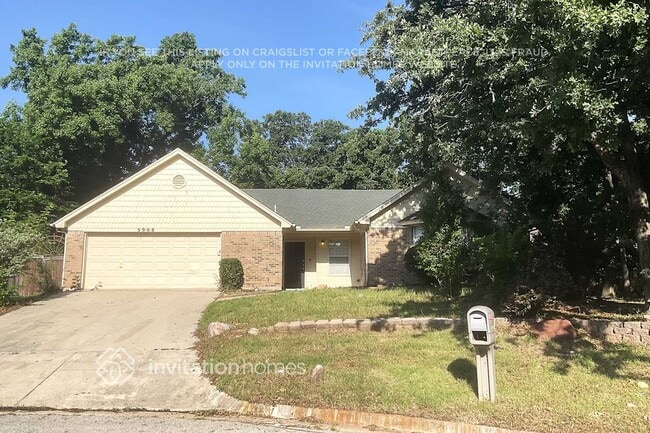 Building Photo - 3908 Helmsford Dr