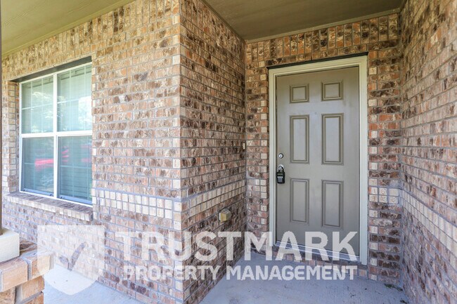 Building Photo - 1321 Cozy Creek Dr